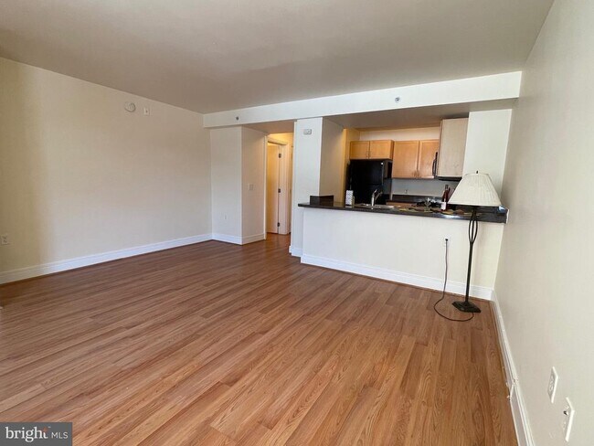 Building Photo - 800 4th St SW