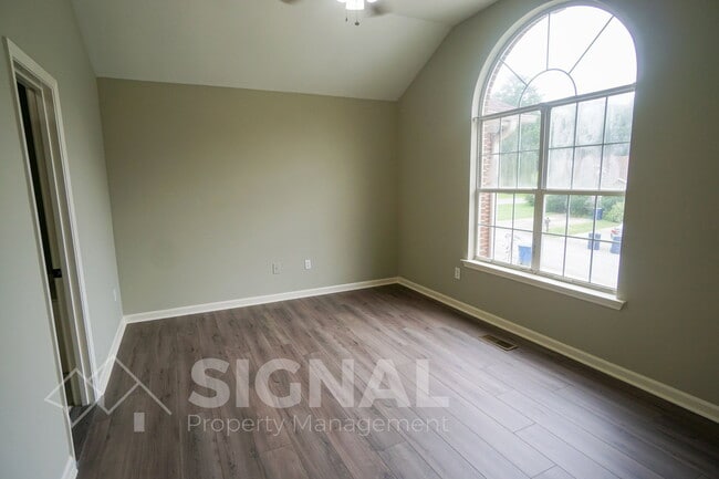 Building Photo - 112 Timberleaf Cir