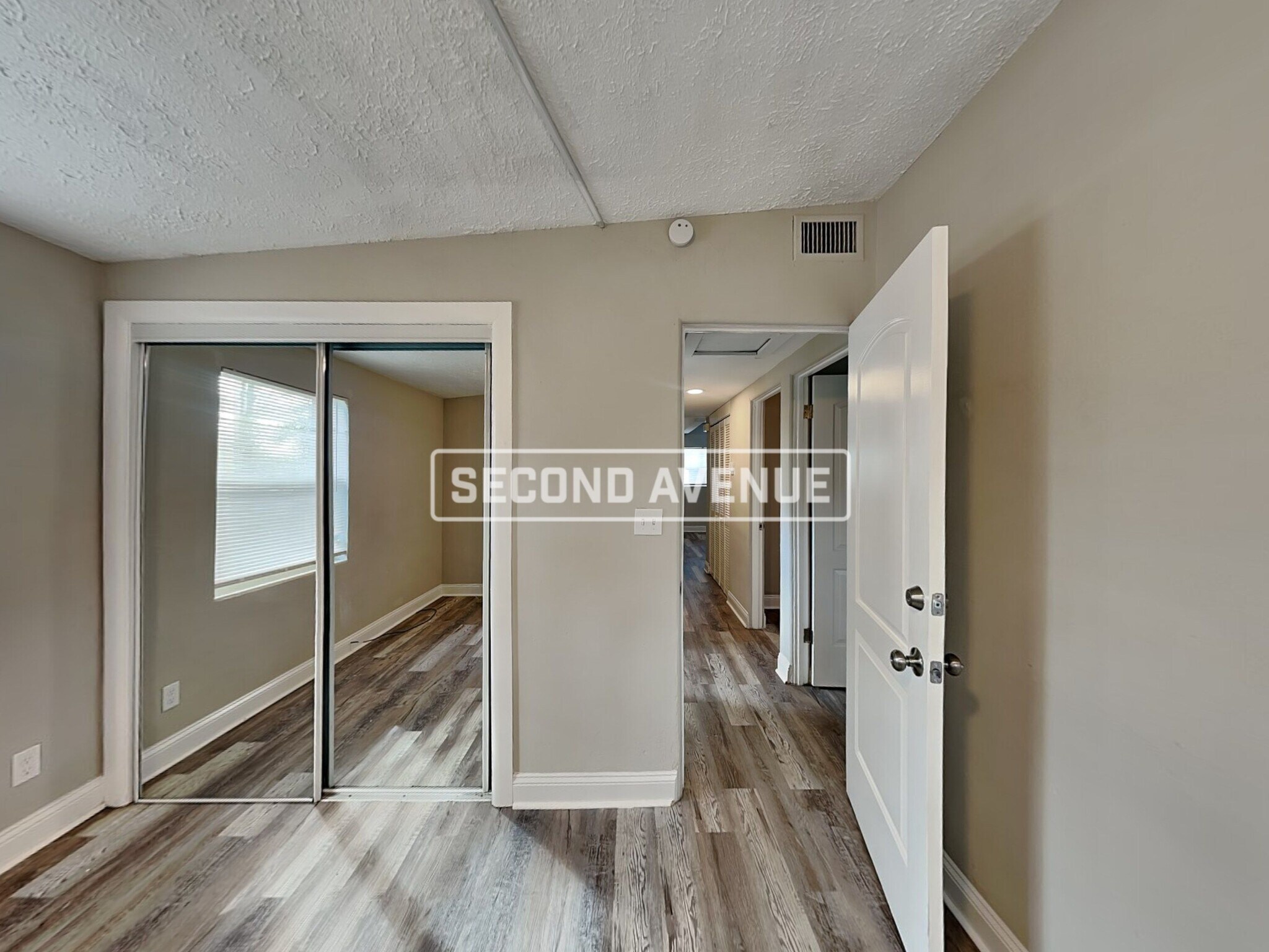 Building Photo - 4144 Katanga Dr N