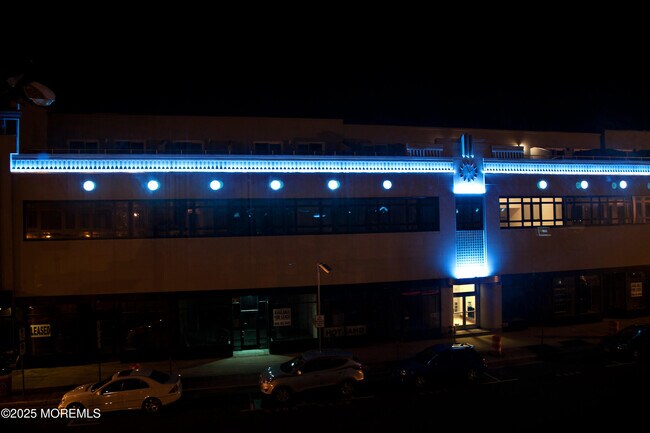 Building Photo - 550 Cookman Ave