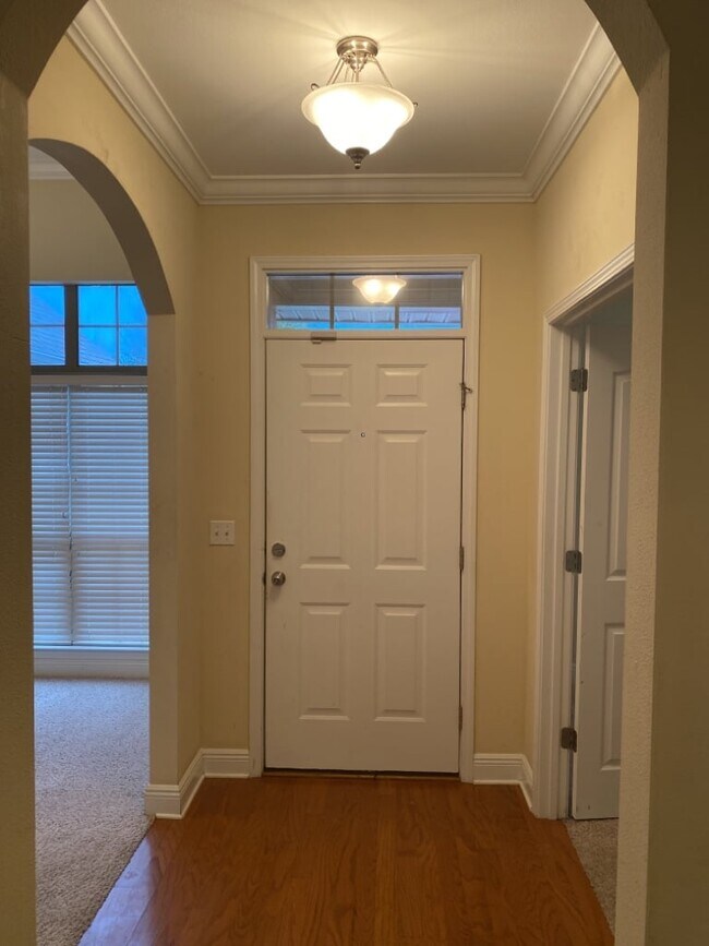Building Photo - 603 Rowan Cir