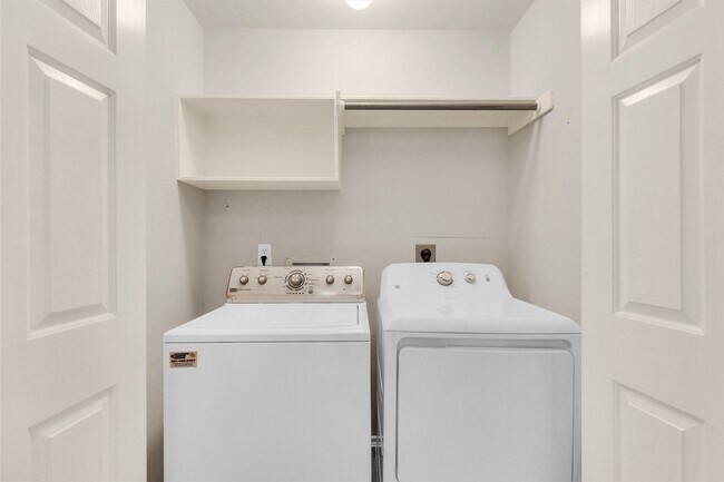 Building Photo - 31 N Walden Elms Cir