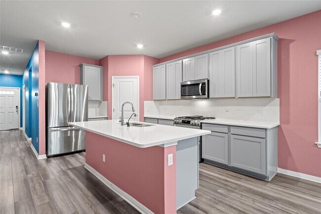 Building Photo - 204 Jordan Vly Dr