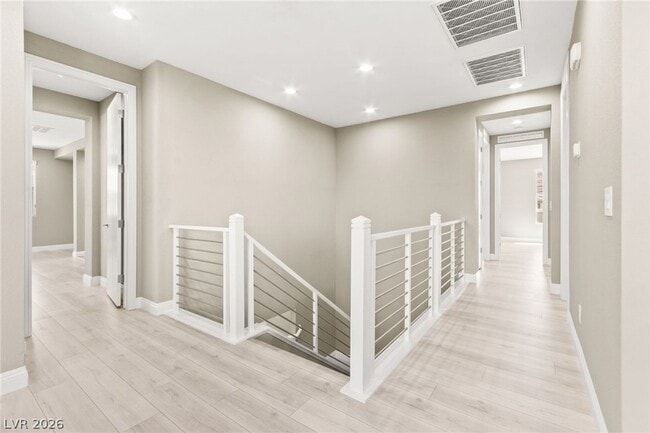 Building Photo - 10314 Apache Blue Ave