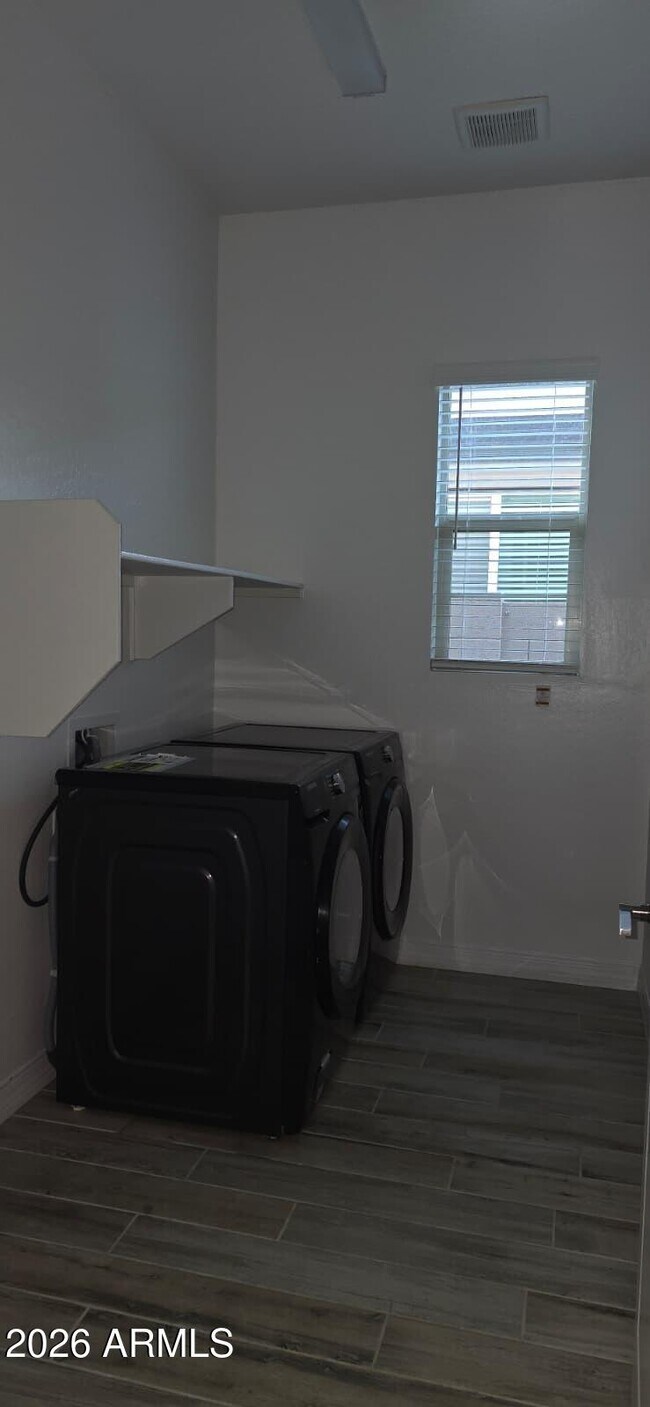 Building Photo - 22638 E Saddle Way