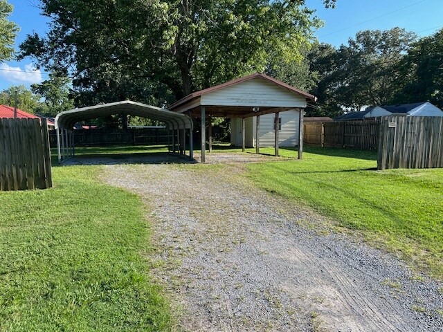 Building Photo - 1407 Bel Aire Dr