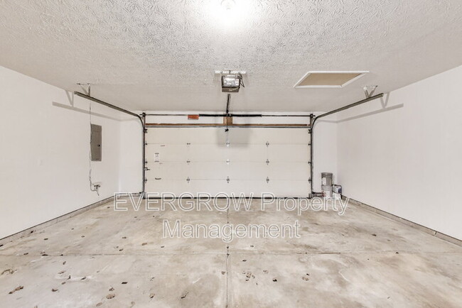 Building Photo - 1057 Torino Ct