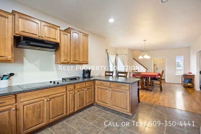 Building Photo - 12049 Baseline Rd E