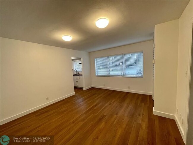 Building Photo - 77 Hendricks Isle