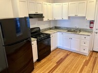 Building Photo - 227 Broadway