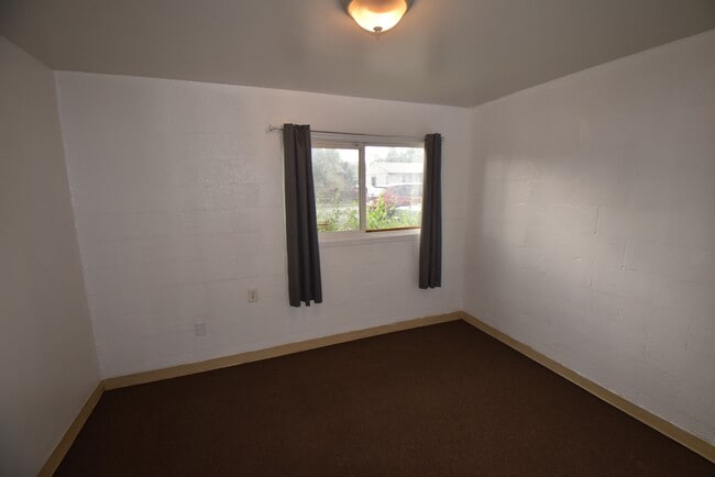 Building Photo - 1133 Valley Manor Ct
