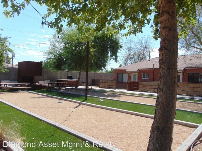 Building Photo - 1810 N 16th St