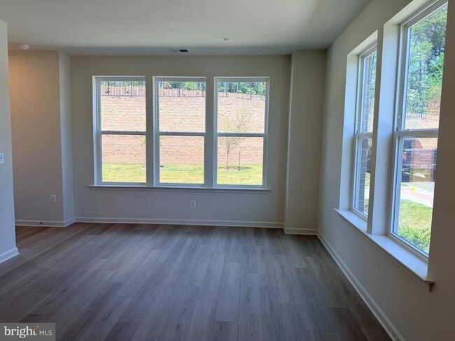 Building Photo - 2548 Neabsco Common Pl