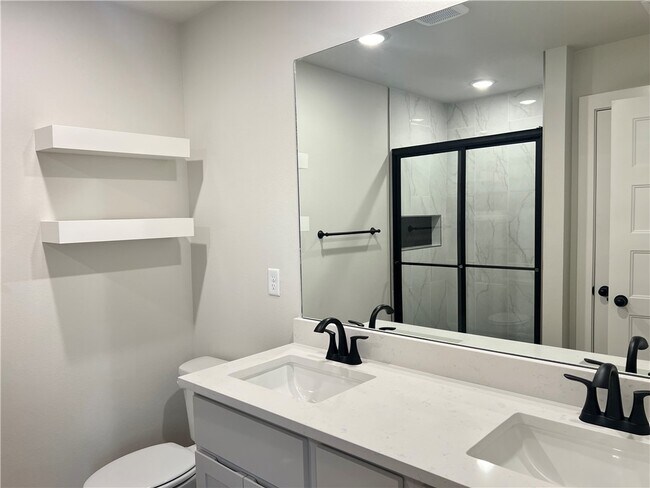 Building Photo - 1713 Cuppett Cir