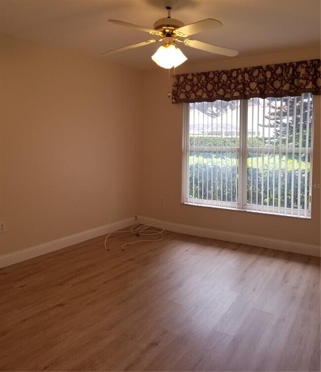 Building Photo - 5810 Garden Lakes Majestic