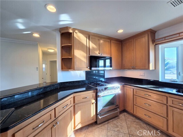 Building Photo - 6603 Michelson St