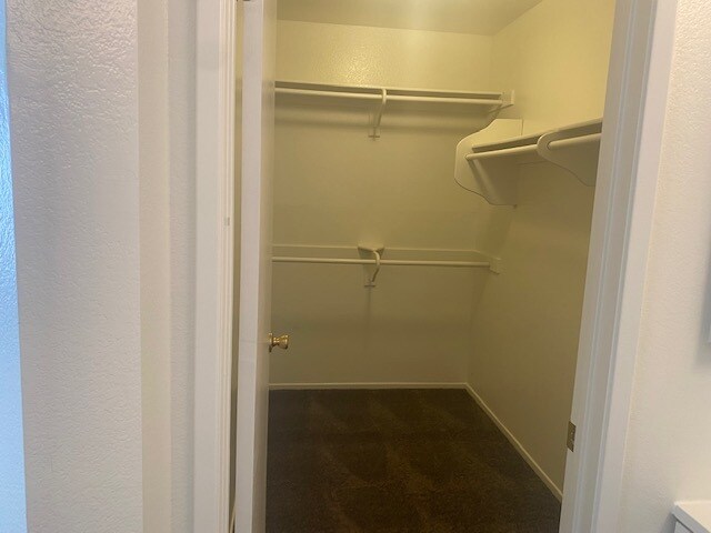 Building Photo - 43514 Mahogany St