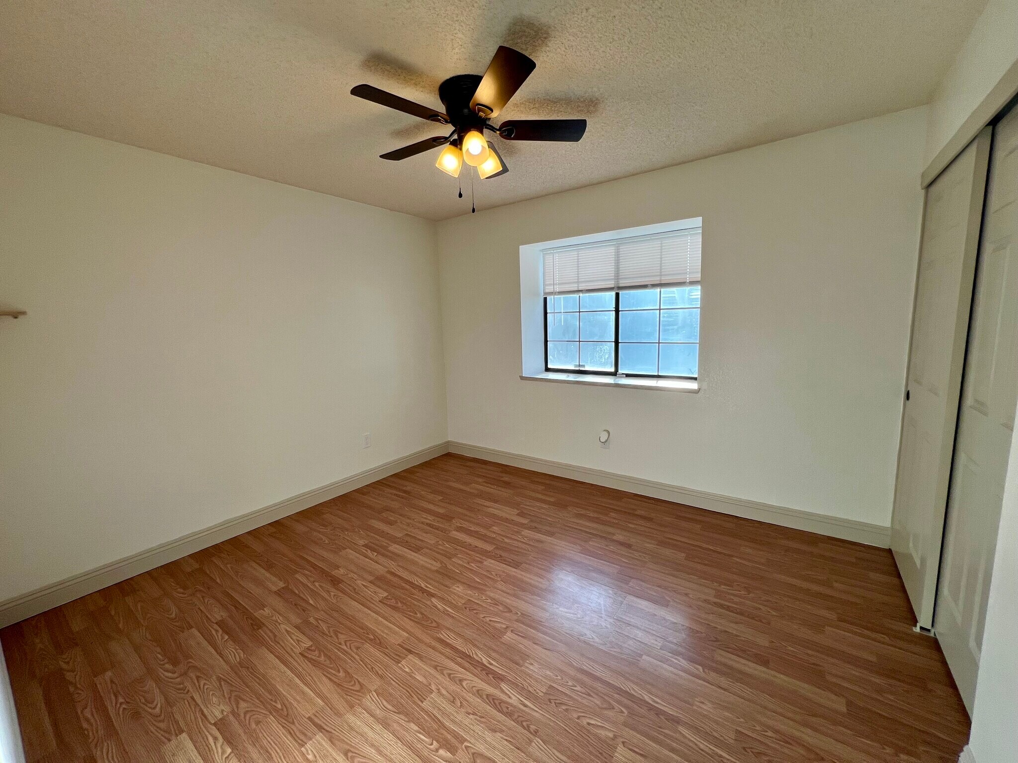 Building Photo - 6024 Billabong Ct