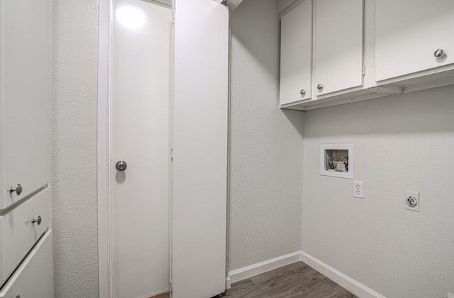 Building Photo - 5301 Indio Cir