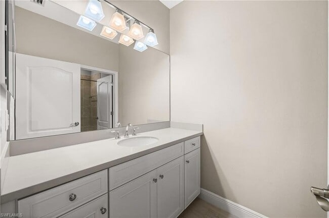 Building Photo - 2318 Sawyers Hill Rd