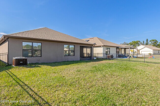 Building Photo - 6125 Orsino Ln