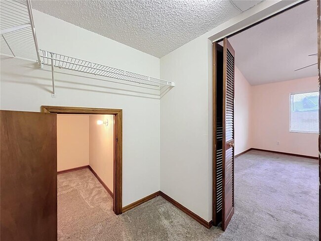 Building Photo - 4119 Waterview Loop
