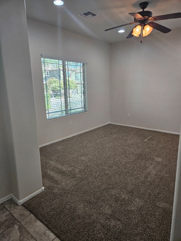 Building Photo - 10856 E White Sage Dr