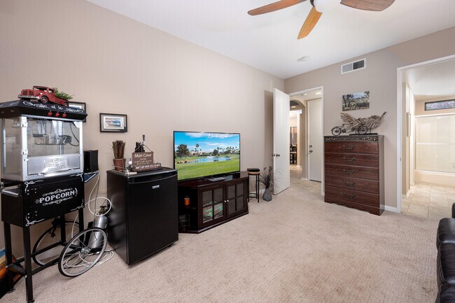 Building Photo - 28914 Desert Princess Dr