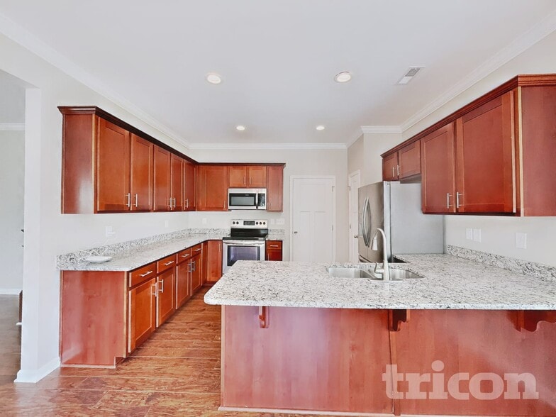 Building Photo - 877 Juno Dr