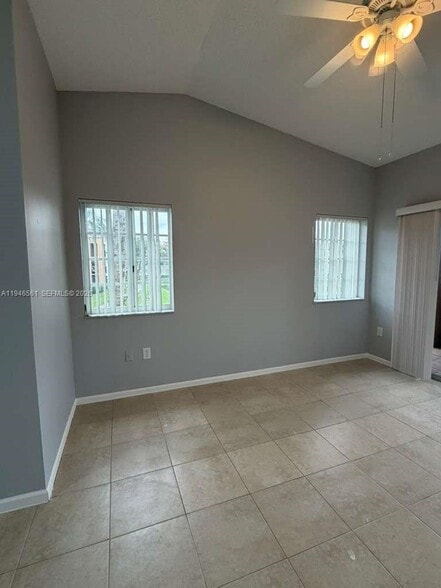 Building Photo - 2113 Renaissance Blvd