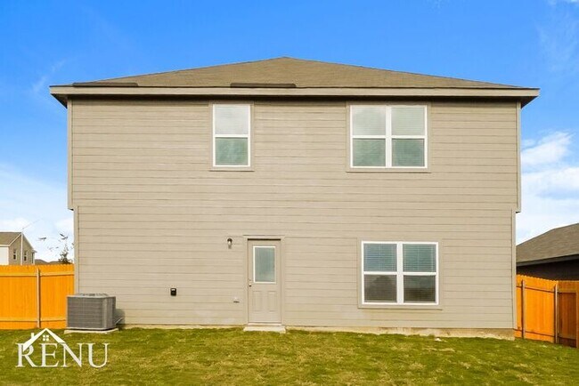 Building Photo - 18516 Allen Welch Dr