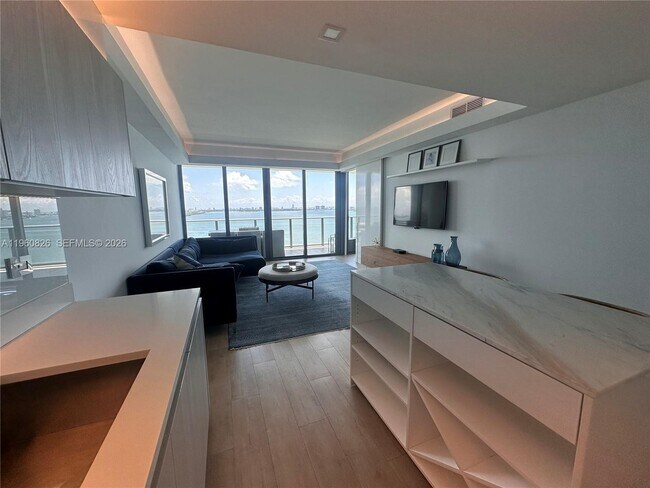 Building Photo - 3131 NE 7th Ave