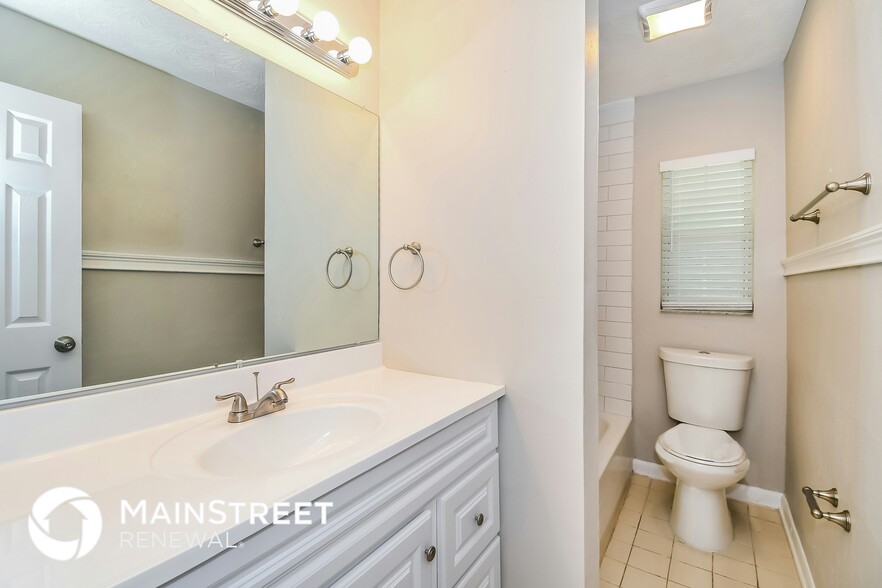 Building Photo - 4080 Loys Dr