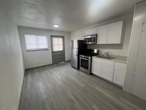 Building Photo - 1431 Girard Blvd NE