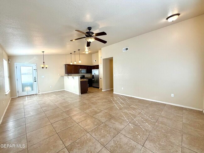 Building Photo - 14213 Ranier Point Dr