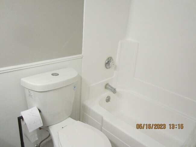 Building Photo - 4 br, 2 bath House - 1510 HIGHRIDGE