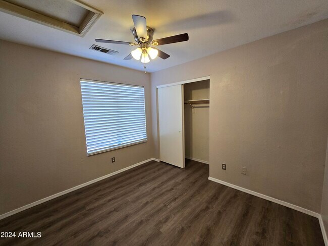 Building Photo - 27 N Pueblo St
