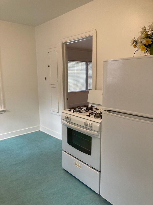 Building Photo - **Cute Home in SRJC Area!!**