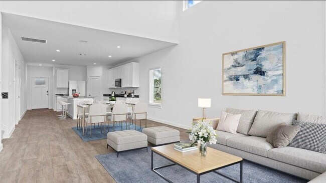 Building Photo - 8051 Marchese Dr