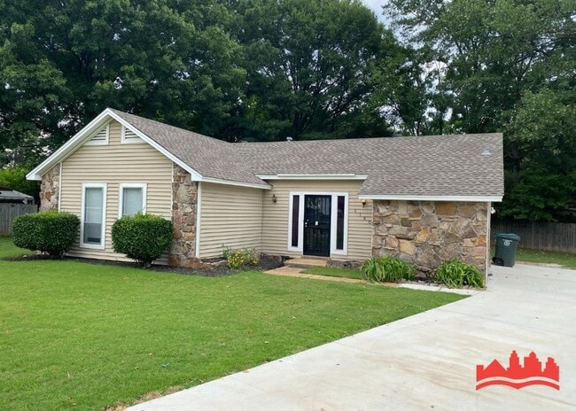 Building Photo - 6180 Springwind Cove