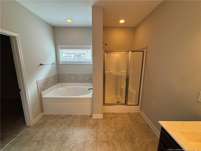 Building Photo - 2236 Andalusian Dr