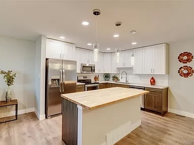 Building Photo - 39 Otowi Dr