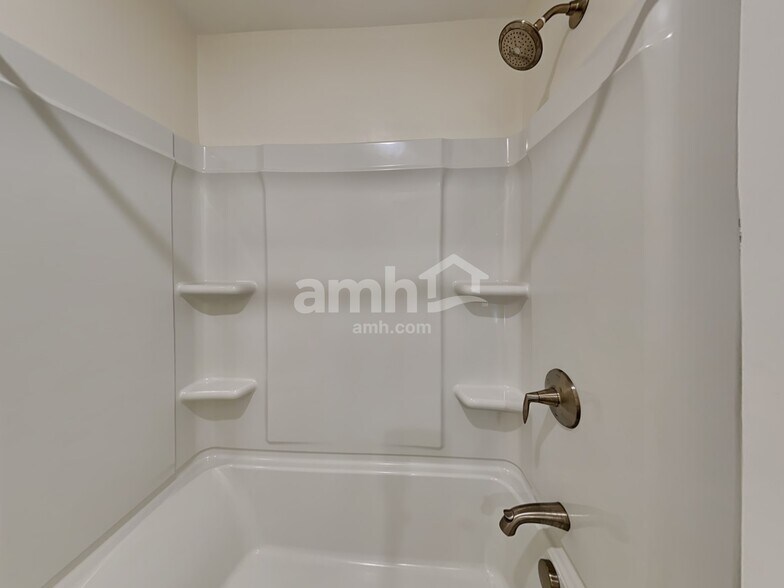 Building Photo - 353 Macroom Ct