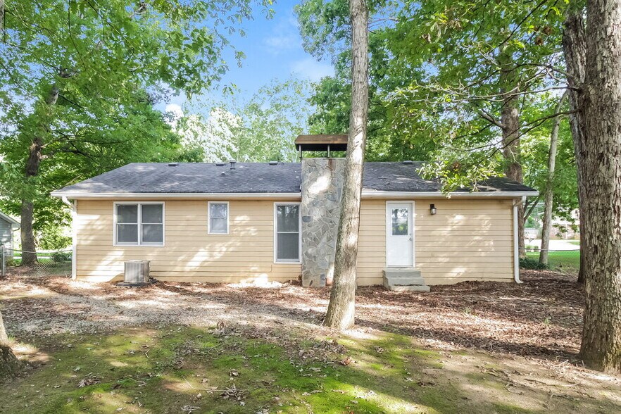 Building Photo - 147 Old Mill Trail SW