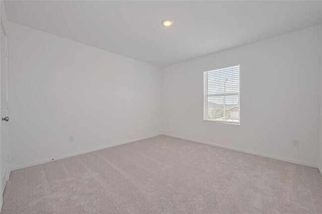 Building Photo - 26751 Prairie Smoke Ln