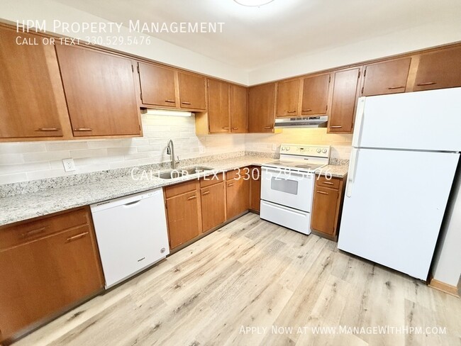 Building Photo - 7145 Starcliff Ave NW