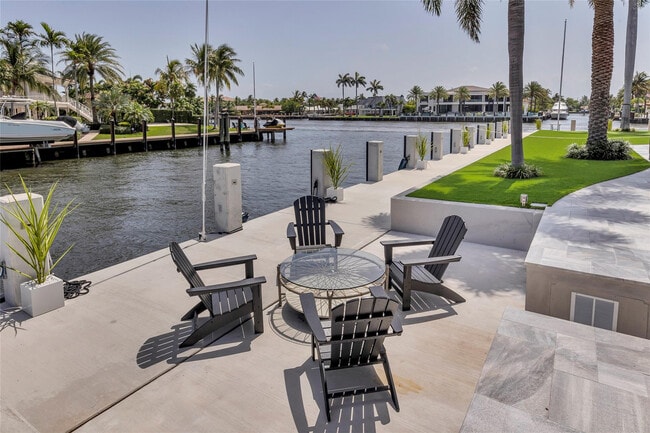 Building Photo - 3108 NE 42nd Ct