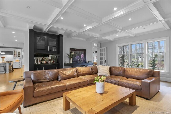 Building Photo - 46 Burr Farms Rd