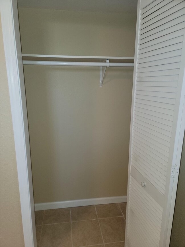 Building Photo - 22659 Old Hwy 169