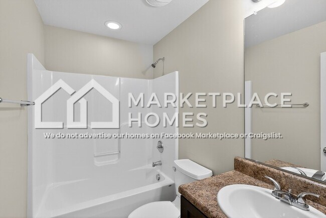 Building Photo - 203 Sedgewick Dr